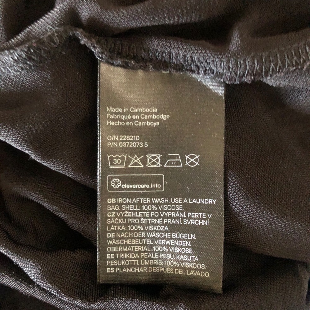Black Shell - Picture 2 of 4